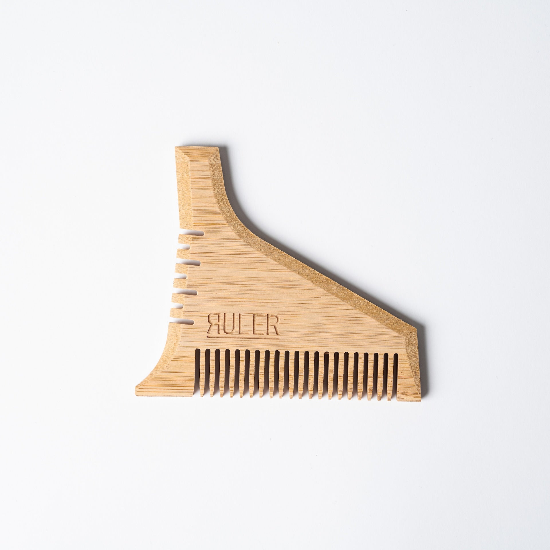 Modern Man Beard Shaping Comb for symmetrical straight beard lines by Ruler